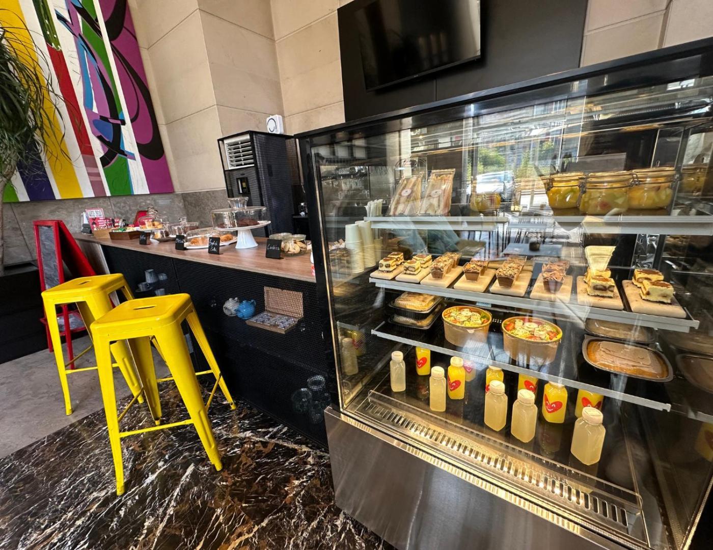 The Smallville Xpress Beirut Exterior foto