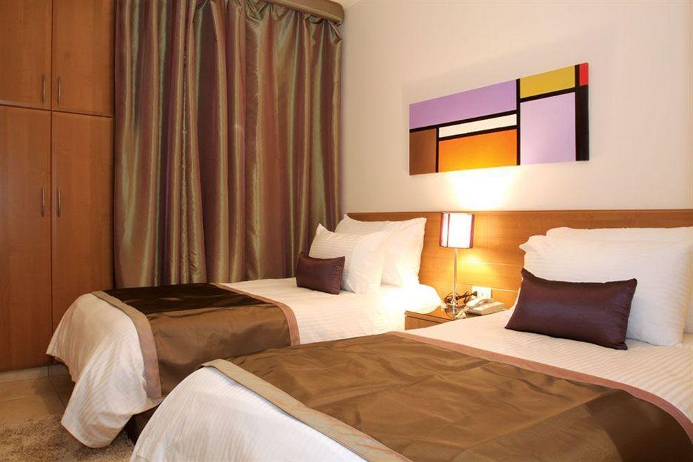 The Smallville Xpress Beirut Exterior foto